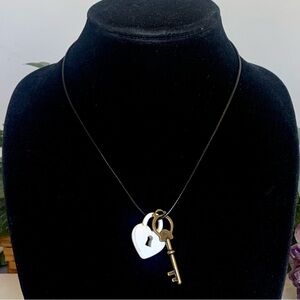 Howlite Stone Heart Locket Key Pendant Necklace Carved Puffy Love Lock & Key 20"